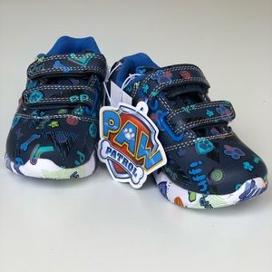 NEW Paw Patrol Toddler Boys' Light Up Sneakers